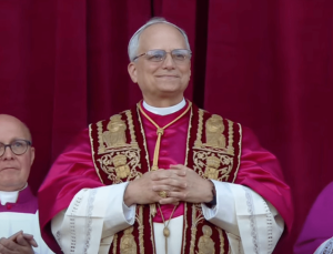 Papa 14. Leo’dan Gazze Çocuklarına Büyük Destek: 5 Bin Doz Antibiyotik Gönderiliyor